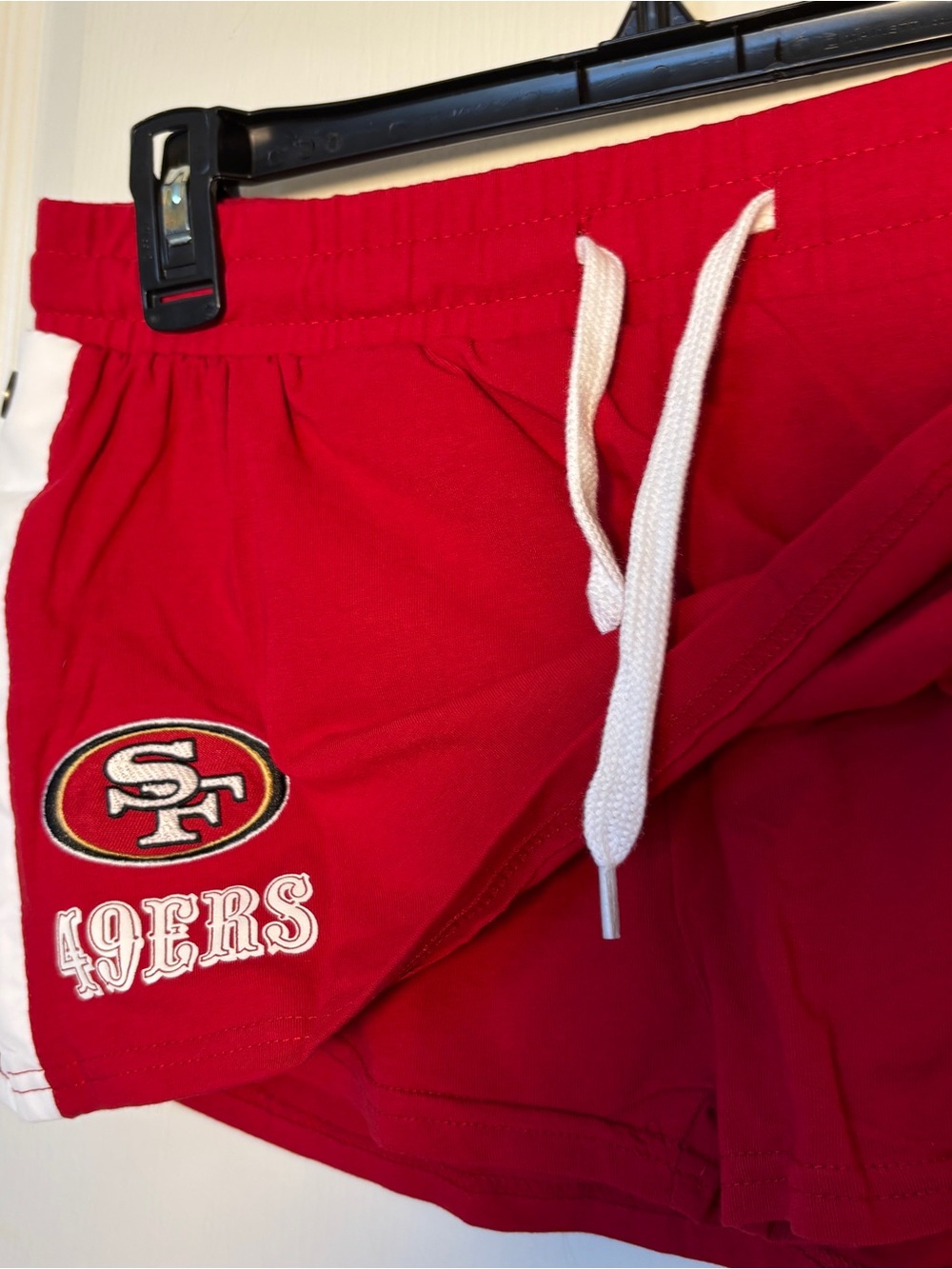 49ers Sporty Mini Skort - Picture 2 of 5